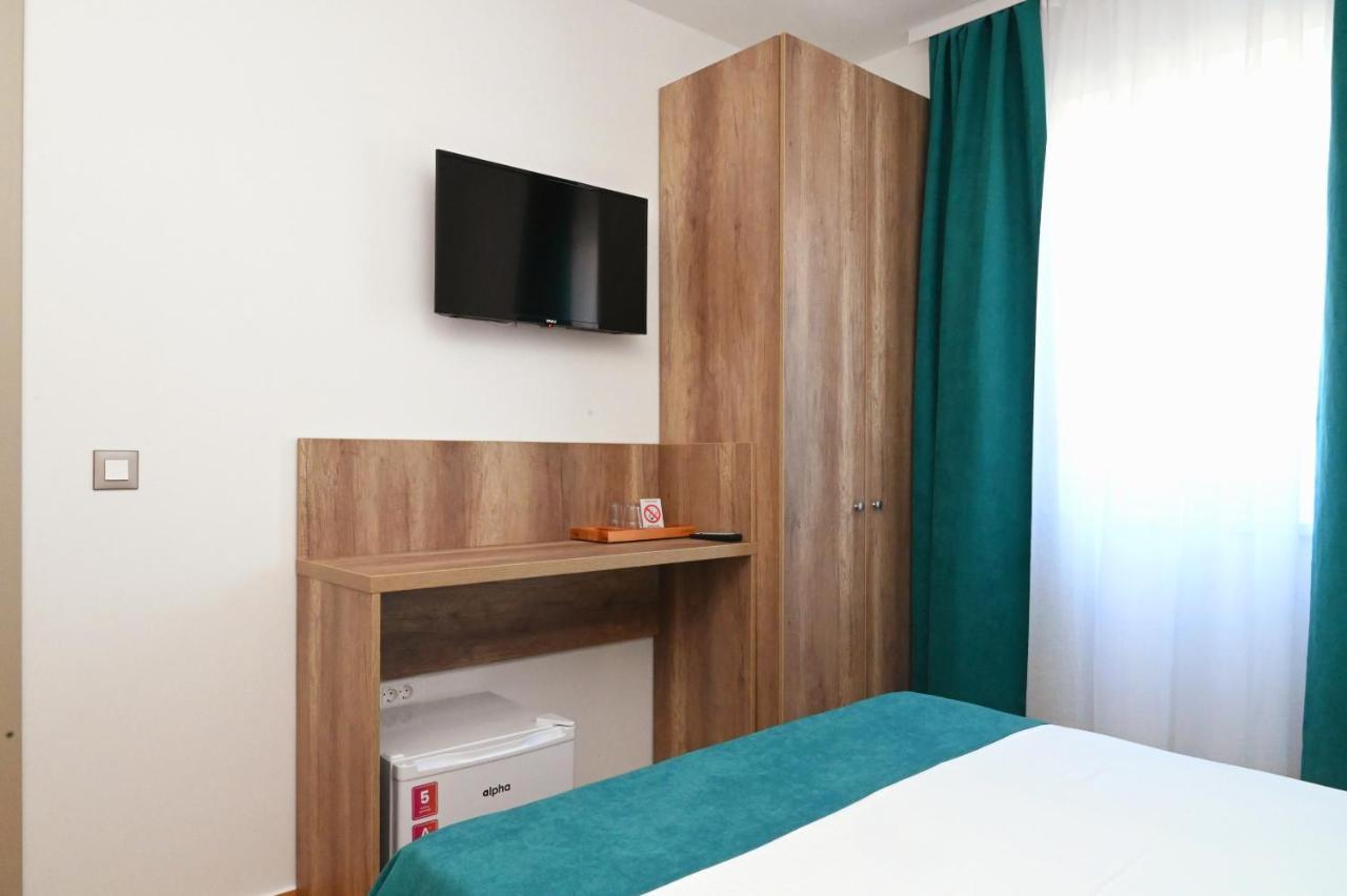 Aparthotel Dona, Altina Belgrado Exterior foto