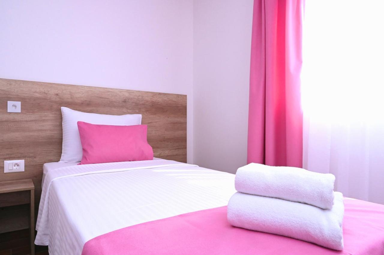 Aparthotel Dona, Altina Belgrado Exterior foto